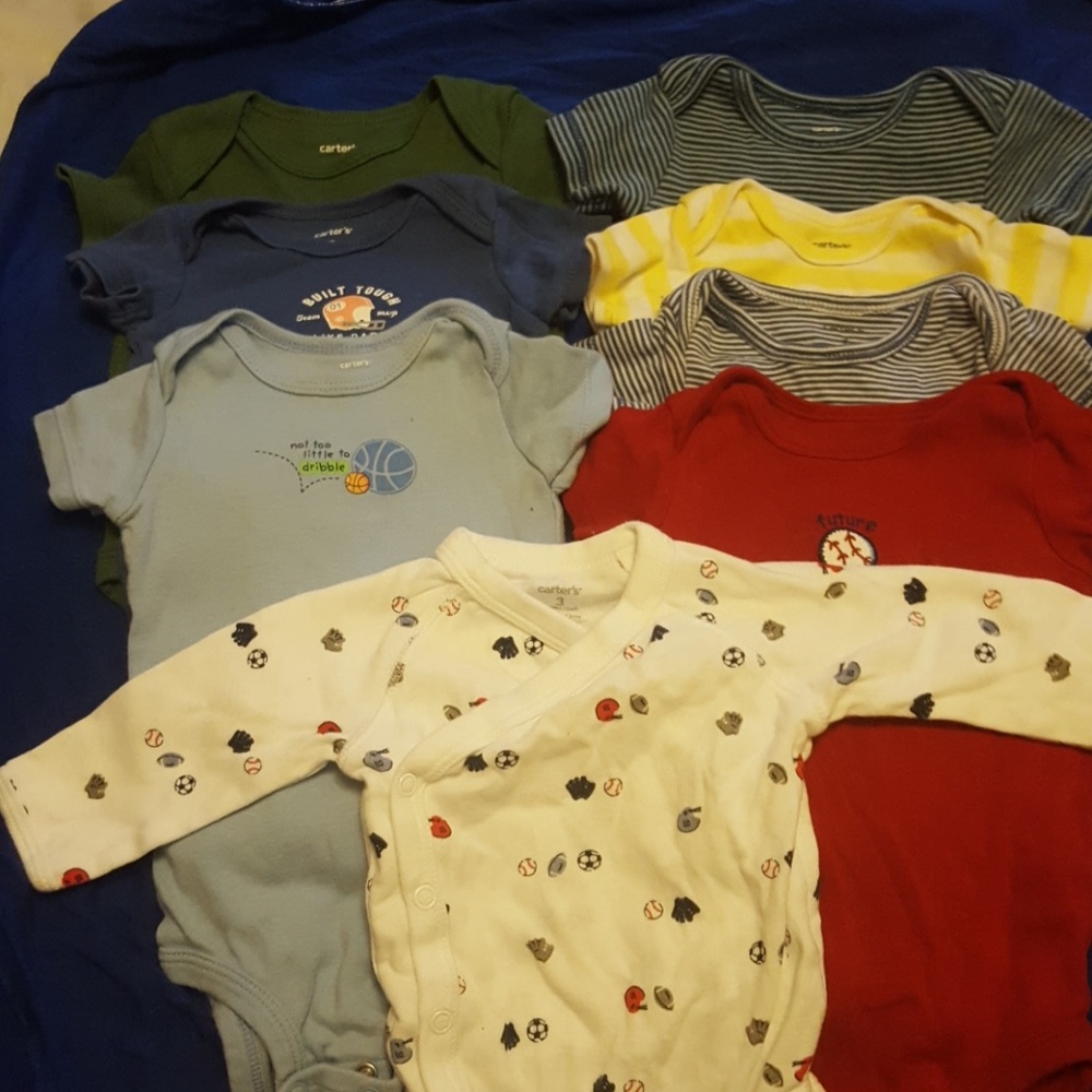 Lot of 8 onesies. Size 3 months